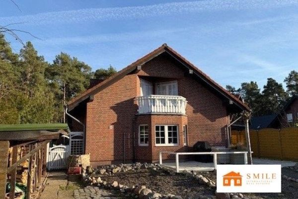 Günstiges, freistehendes Familienhaus mit Pool in der grünen Gemeinde Am Mellensee