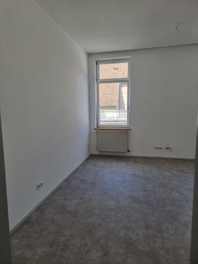 3 Zimmer Wohnung, 81,29 qm, Coburg Innenstadt, frisch modernisiert – Zimmer 2
