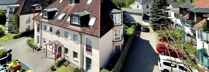+ESDI+ Vivienda tipo galería única en el verde Kleinzschachwitz + balcón