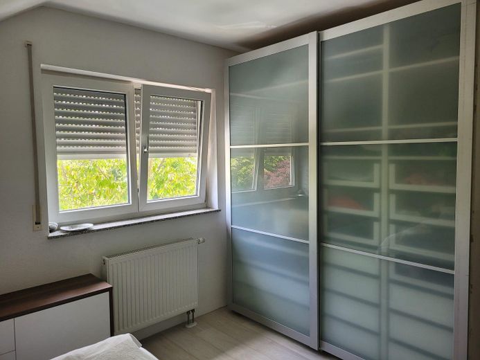 Maison jumelée avec une belle vue dans un quartier calme à Calw-Altburg – Schlafzimmer 1