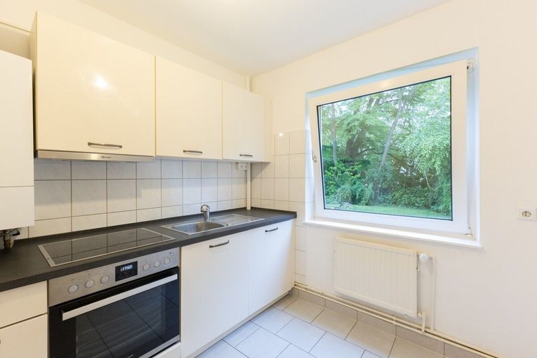 Erdgeschosswohnung - sofort bezugsfertig und leerstehend – Küche