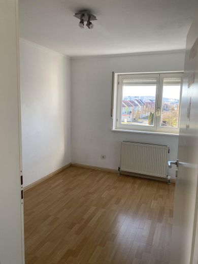 Kinderzimmer / Büro etc.