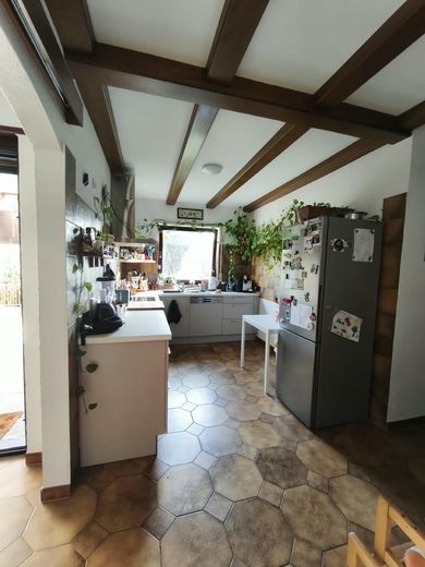 Wunderschöne Wohnung in Bestlage – Küche EG