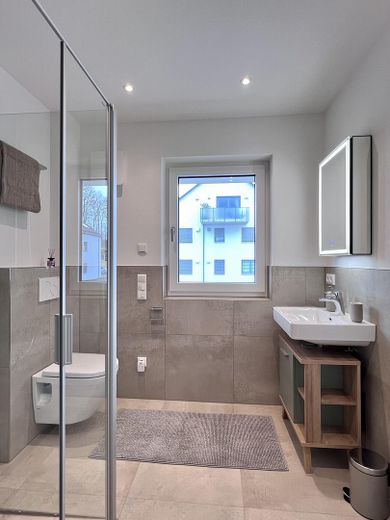Voll möblierte 3 Zimmer Wohnung - WG geeignet! Einziehen. Ankommen. Wohlfühlen. – Foto 14