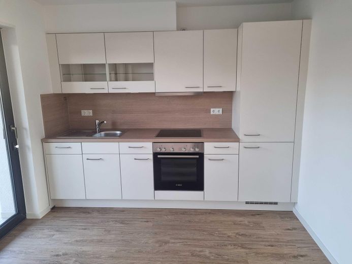 Haus statt Wohnung: 3-ZKB+Garten+Terrasse+Garagen – Einbauküche