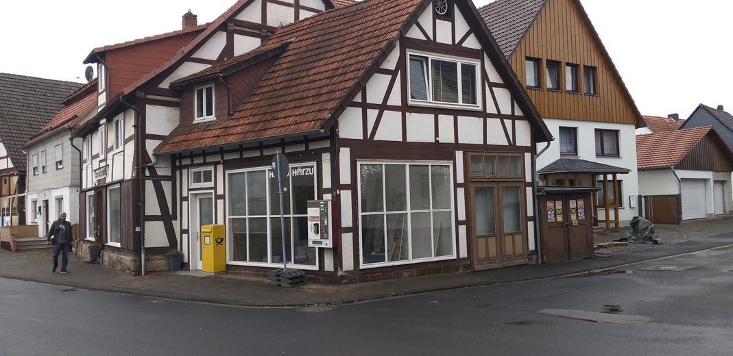 Wesertal-OT, Zweifamilienhaus + Gewerbe – Foto 3
