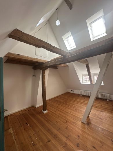 Altstadt-Fachwerkhaus mit Innenhof – Foto 7