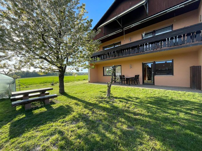 Anwesen mit Einfamilienhaus inkl. ELW & zweitem Wohnhaus, Garagen, Carport, Scheune & Werkstatt – Foto 19