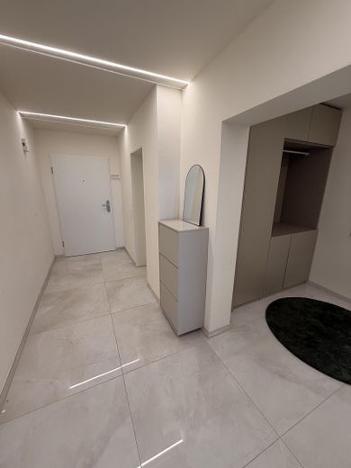 Moderno appartamento di 4 locali | 121,5 m² | garage incluso | 2 balconi | cucina con isola | cantina | posizione eccellente – Foto 8