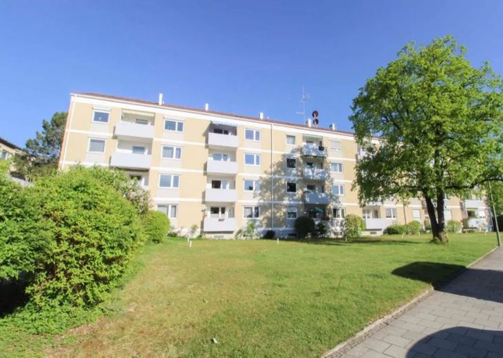 Geräumiges Zimmer in harmonischer WG  / Solothurnerstraße 28 / EG / WE17 / Zi.2 – Außenansicht