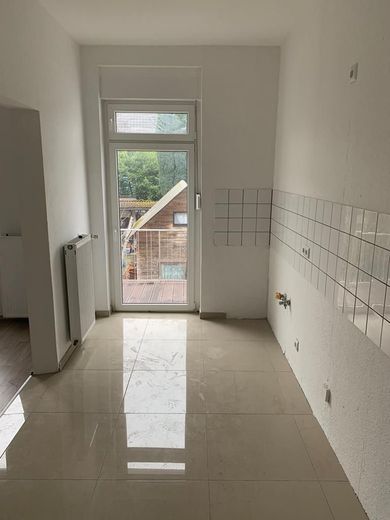 Helle, moderne drei Zimmer, Küche, Diele, Bad 75 m²mit Südbalkon – Foto 9