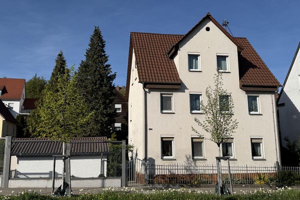 Edificio d’epoca del 1902 con fascino e futuro – il vostro progetto alle porte di Göppingen