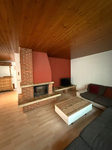 Casa unifamiliare indipendente su un terreno di 1.306 qm a Mehrstetten – Foto 7