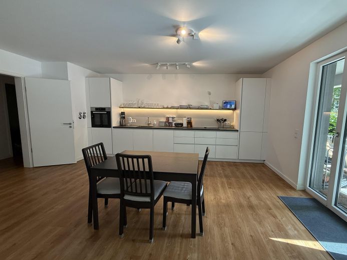 Familienwohnung mit eigenem Garten – Foto 10