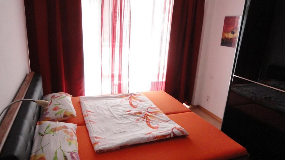 Inheidener Straße: Helle 2-Zimmer-Wohnung mit Süd-Balkon, Einbauküche & Top-Anbindung – Photo 18