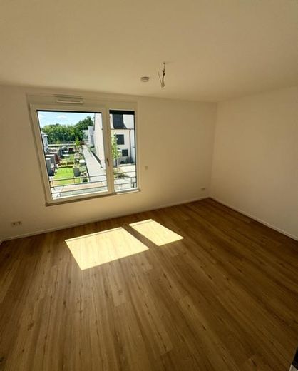 ERSTBEZUG 145qm Familienfreundliche Neubauhaus mit 2 Stellplätzen nähe U2 Röthenbach – Foto 16