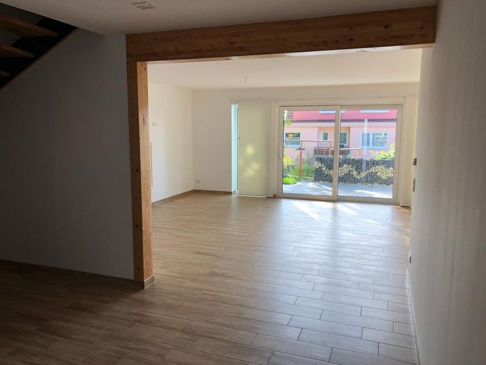Sehr schöne Doppelhaushälfte mit niedrigen Energiekosten – Foto 15