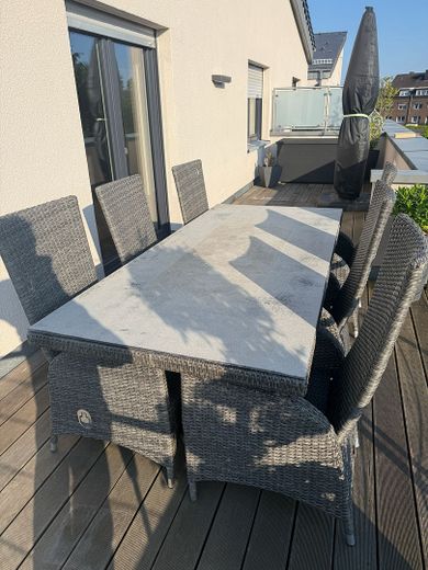 Exklusive und sehr zentral gelegene Penthaus-Wohnung in Simmerath – Untere Terrasse