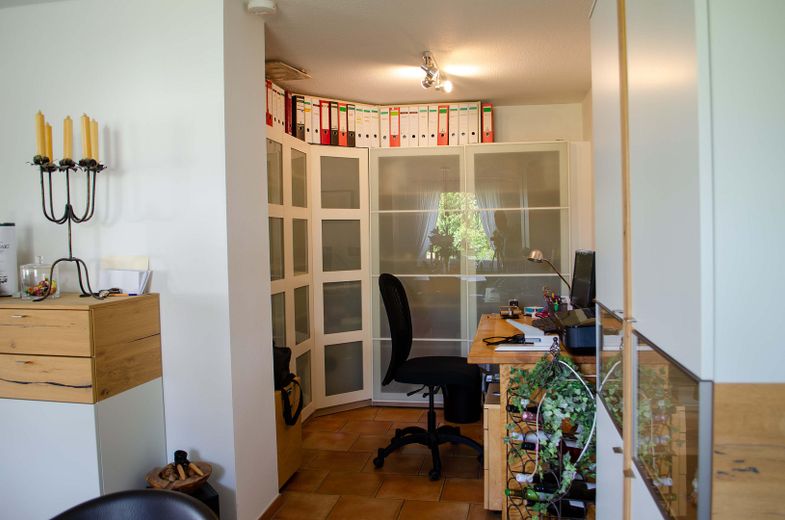 Einfamilienhaus m. energetischen Raffinessen! Prov-Frei! – Büroecke EG