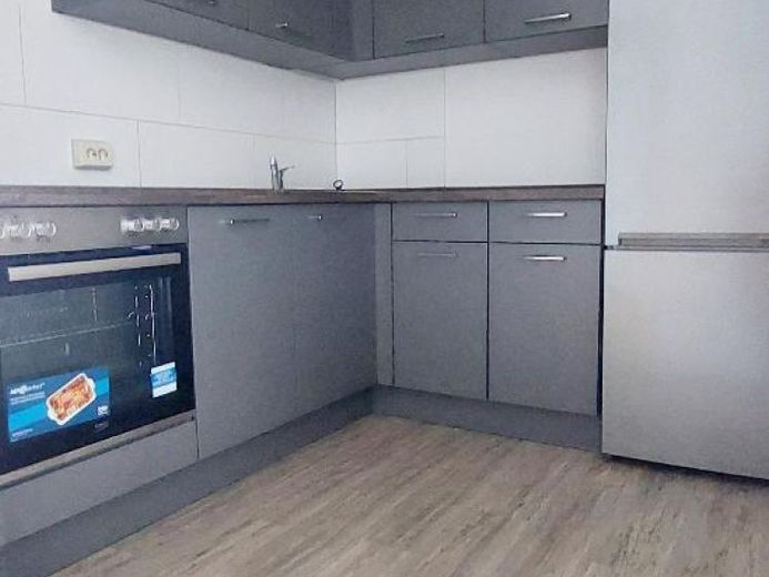 3 Zimmer, Balkon und EBK frisch saniert – Foto 1