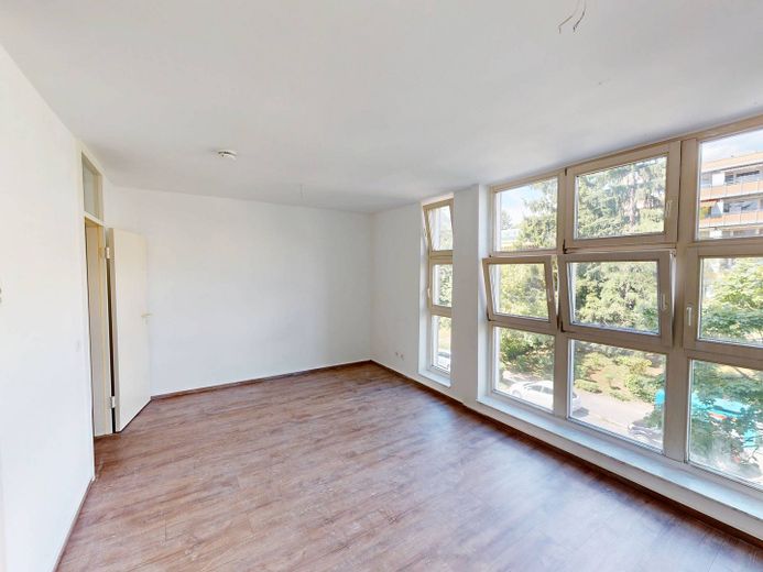 Abitare moderno con slancio ed esclusività: luminoso appartamento di 2 locali con BALCONE nel centro di Bad Godesberg – Ansicht II: Schlafzimmer
