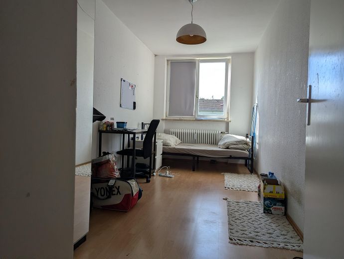 | Solide Rendite Nahe MIRA | Intelligenter 4-Zimmer-Schnitt mit Sonnenausrichtung | – Schlafen 3