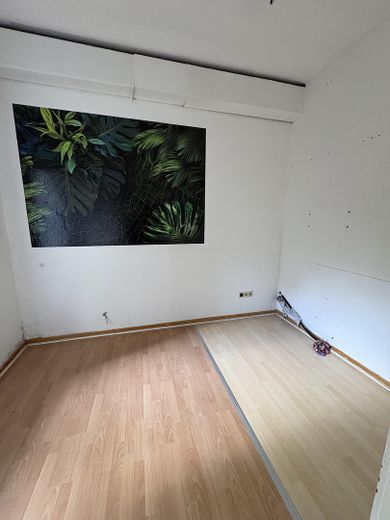 Gewerbeeinheit 2