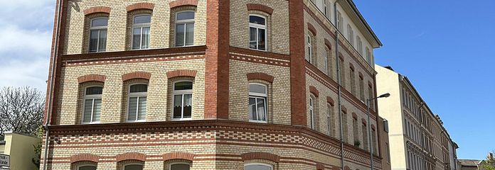 Living or investing in the heart of Erfurt – Vacant apartment in an attractive location – Außenansicht