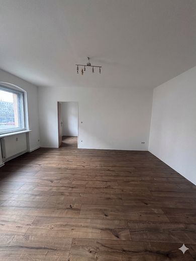 Frisch renovierte 2 Zimmerwohnung – Foto 2