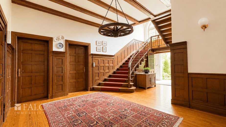 ***Denkmal - Stilvolle Villa im Landhausstil - Wohnen mit besonderem Ambiente*** – Flur EG