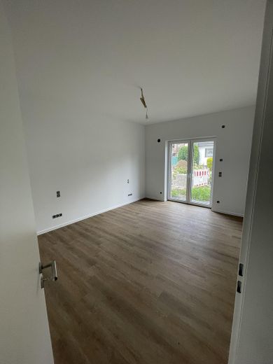 4-Zimmer Erdgeschosswohnung mit Garten und Tiefgarage in Kempen, St.Hubert – Foto 8