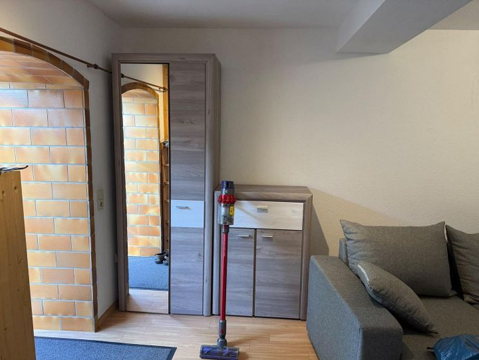 Kleine voll möblierte 2 Raumwohnung mit Einbauküche auf einem Bauernhof in Parstein – Foto 8