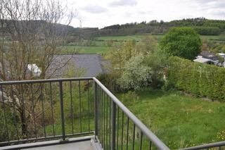 Casa unifamiliare in posizione tranquilla e centrale con splendida vista – Foto 6