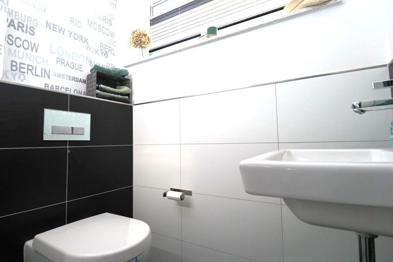 Mal etwas Anderes + + in Randlage von Cremlingen + + Keller + + Doppelgarage – Gäste-WC