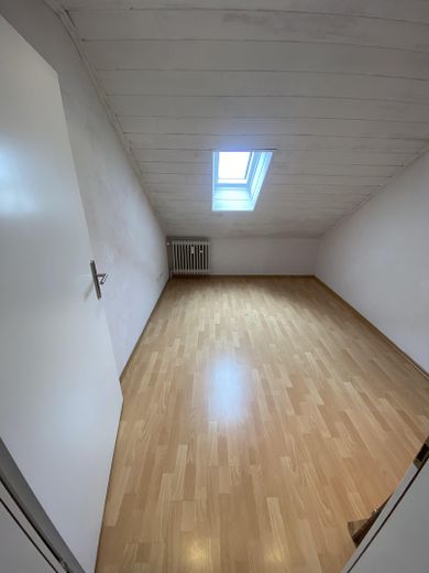 Helle 3 Zimmer Dachgeschosswohnung in Bretzenheim (Nahe) – Foto 4