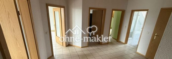 Freimersheim में उज्ज्वल और विशाल 4-कमरों वाला छत-मेज़ोनेट अपार्टमेंट