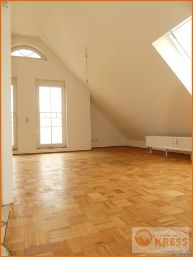 reserviert!!! Renovierte Einzimmerwohnung mit Balkon und Küche in gepflegter Wohnlage in Schlüchtern – Bild 7