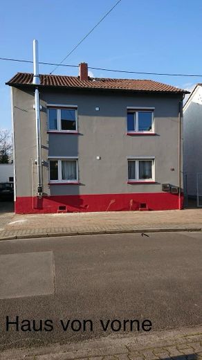 Großes Familienhaus mit 690m² Grundstück, Innenhof, Garten und 2 Wohneinheiten in ruhiger Lage – Foto 14