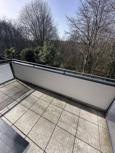 Schöne Sanierte 3-Zimmer Wohnung am Waldrand von Dellwig – Balkon