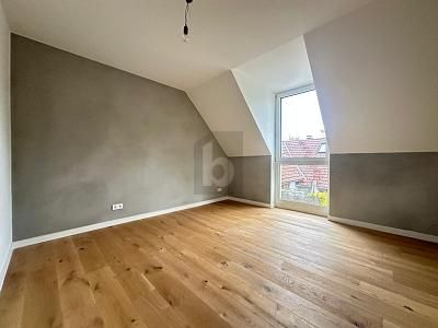 ERSTBEZUG, HOCHWERTIG, TOP E-WERTE, VIEL PLATZ W4 – 1760961459_b6eab6.jpg