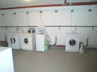 Waschraum mit WM-Stellplatz 