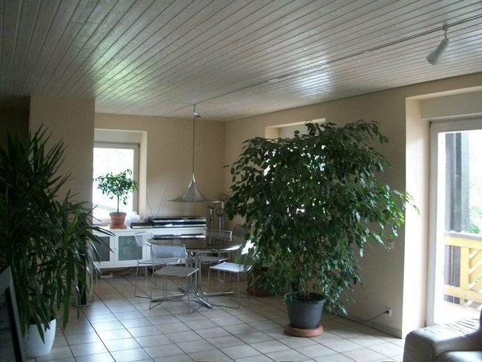 **Attraktives Mehrfamilienhaus mit drei hochwertigen Wohnungen - ideale Kapitalanlage** – Ansicht