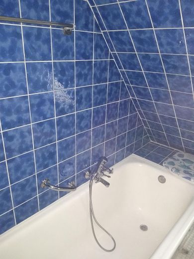 Komisyonsuz: Satılık apartman – OG Bad mit Wanne