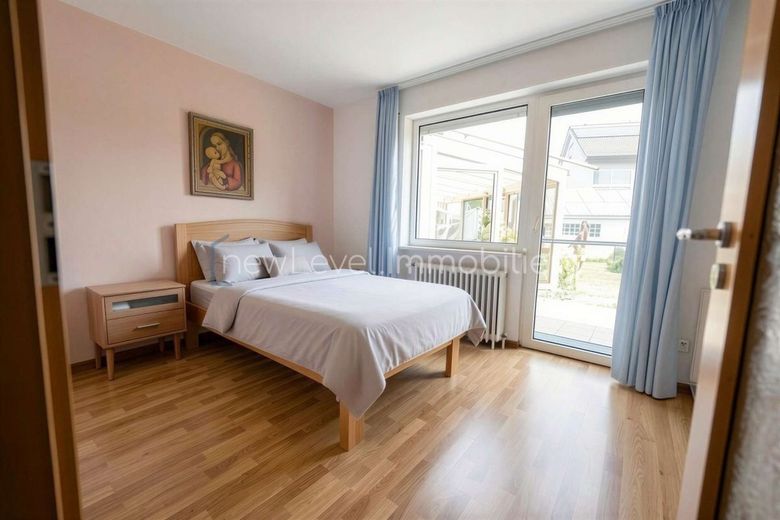 Familienparadies in ruhiger Lage mit Wintergarten, Sauna und großem Garten – EG Schlafzimmer 2
