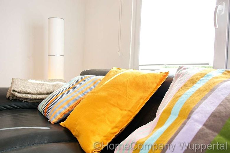 Schöne 3-Zimmerwohnung mit DSL-Wifi und PKW-Stellplatz in Solingen-Gräfrath – 27a0e161d1ab7d9cac75506ce94ca485faa7da9c.jpg