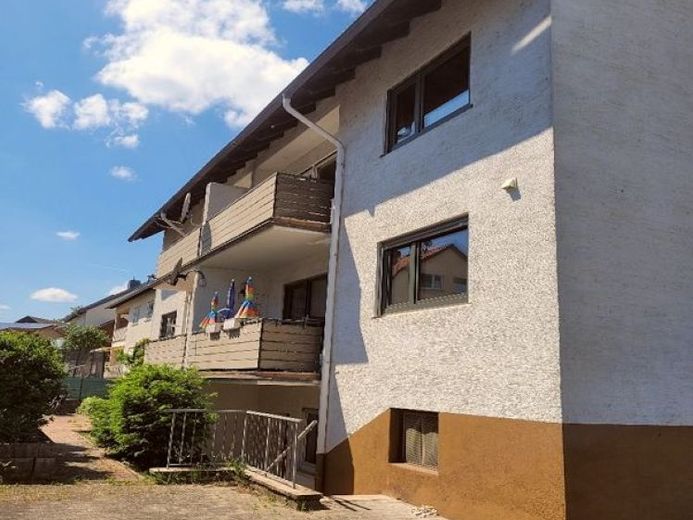 Großzügige 2-Zimmer-Wohnung im Dachgeschoss in ruhiger Lage (Haustiere nicht erlaubt) – Foto 1