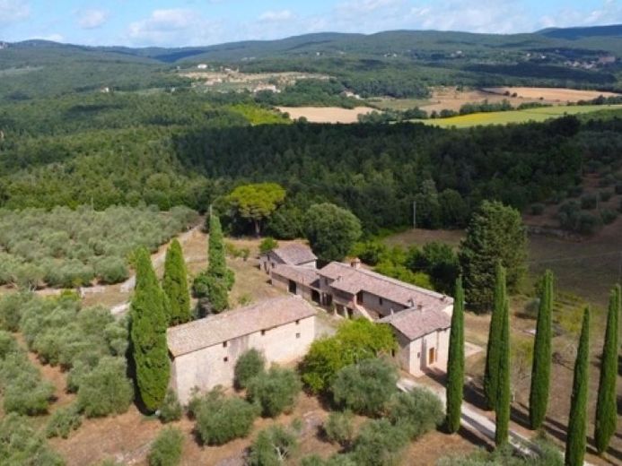 Das zum Verkauf stehende Anwesen ist von historischer Bedeutung und stammt aus dem Jahr 1779 - Siena – Foto 1