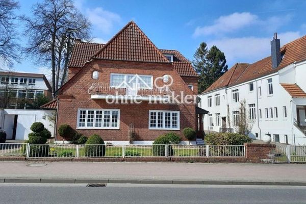 Villa Rehfuss Provisionsfreie Stadtvilla mit herrschaftlichem Charme & Top-Anbindung nach Bremen