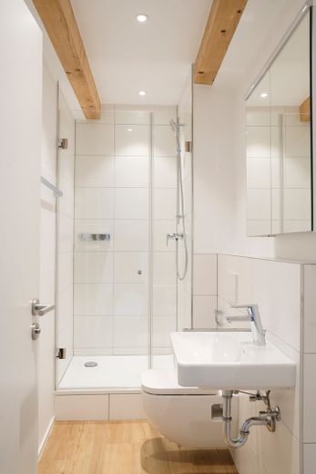 Maisonette-Wohnung (WE06), Kaiserstraße, ein Traum für Kenner und den besonderen Geschmack, ~ 115 m² – Gäste-Bad untere Ebene