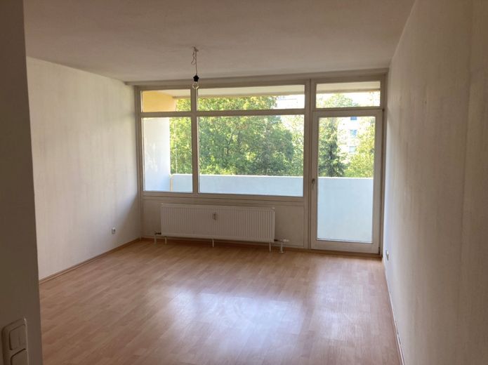 Saubere Wohnung an Student/in sofort längerfristig zu vermieten! – Wohnraum 